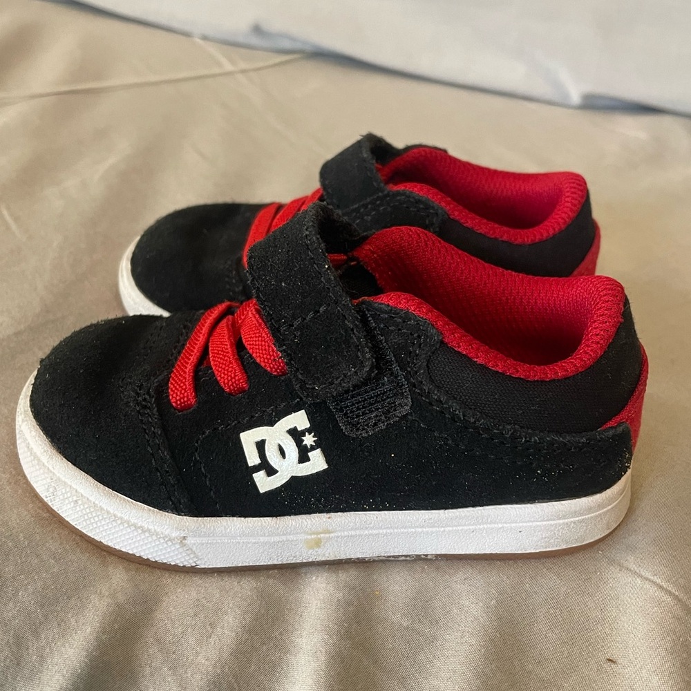 DC Kids Black and Red Sneakers